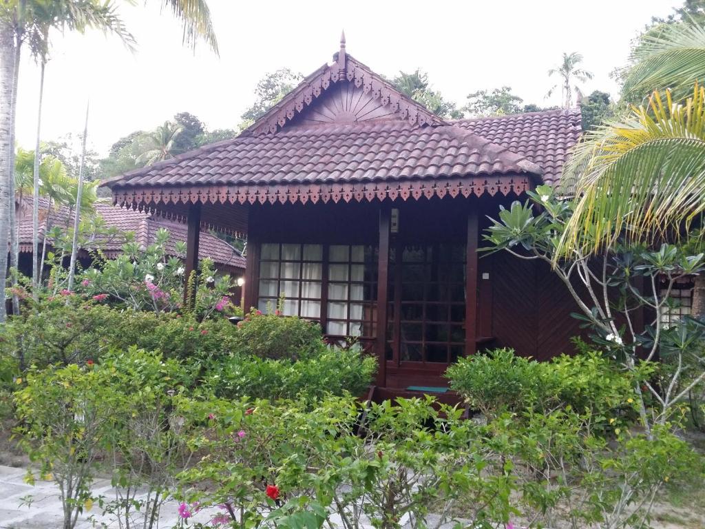 Sari Pacifica Resort & Spa, Lang Tengah Екстериор снимка