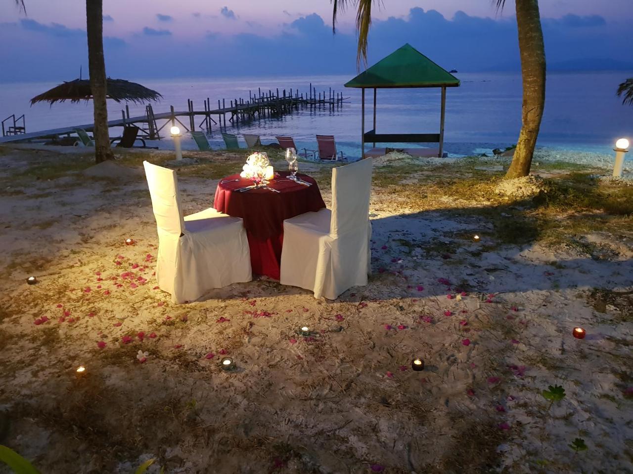 Sari Pacifica Resort & Spa, Lang Tengah Екстериор снимка